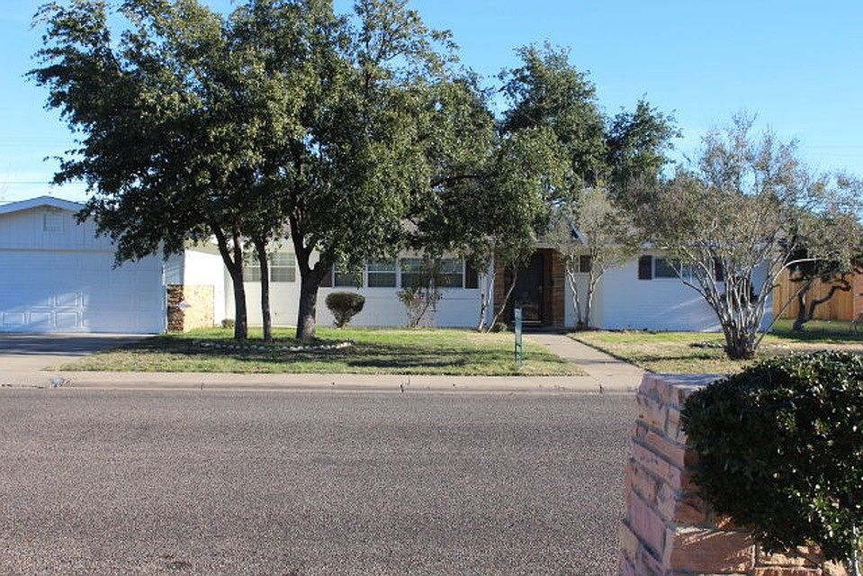 1st image of 3106 Windsor Dr