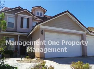 19617 Crestmont Pl, Riverside, CA 92508