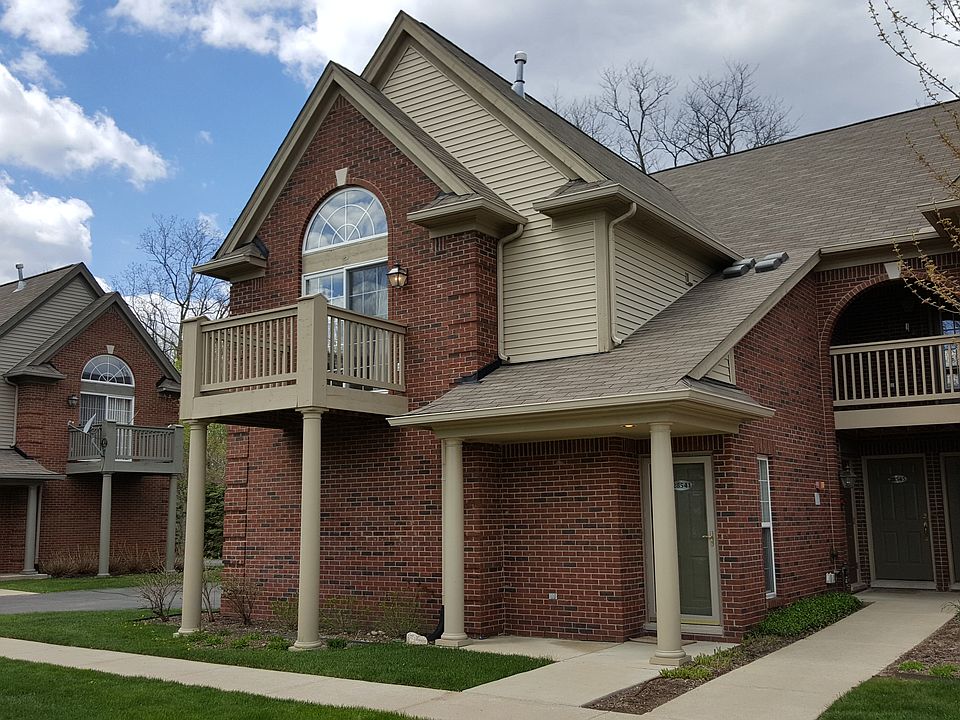 1st image of 28541 Carlton Way Dr