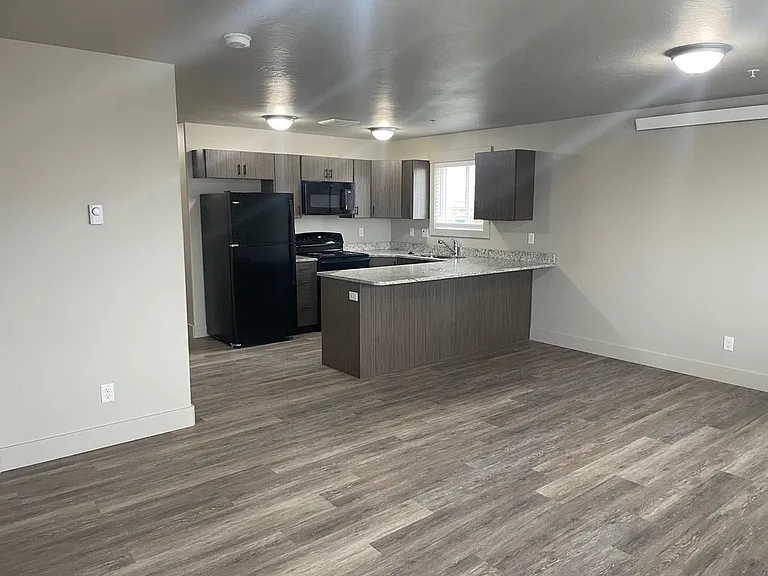 3562 Gample Ave — Photo 5
