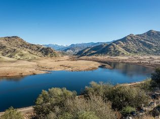 42091 Black Oak Dr, Three Rivers, CA 93271