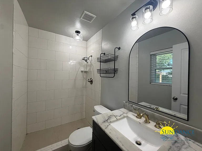 219 Pilgrim Ave — Photo 17