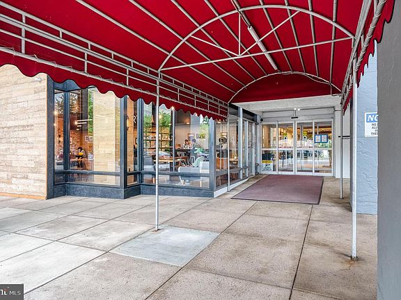 4th image of 28 Allegheny Ave APT 1512