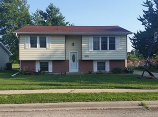 501 E 26th St, Sterling, IL 61081
