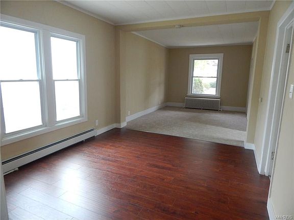 4th image of 105 Grandview Ave