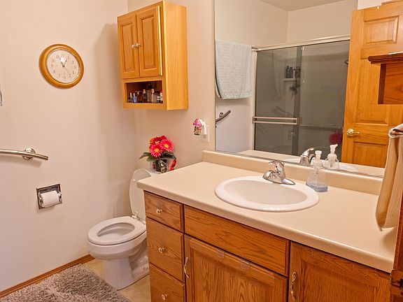 5th image of 1005 W Windtree Dr