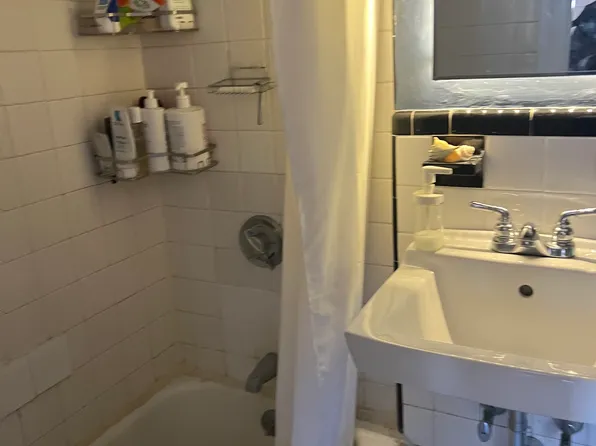 64 Phillips St, Boston, MA