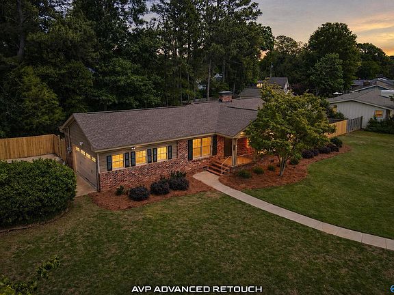 2nd image of 2304 Pennylane SE