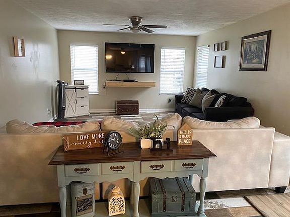 2nd image of 3265 Longridge Way