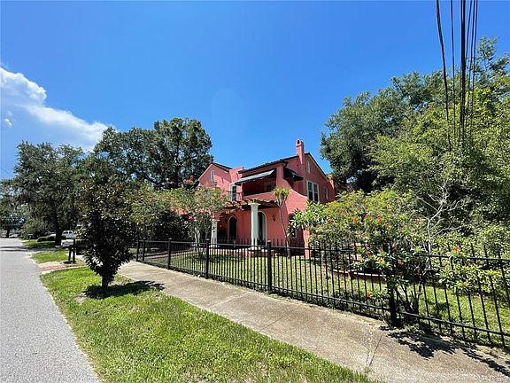 2nd image of 750 Carolina Ave