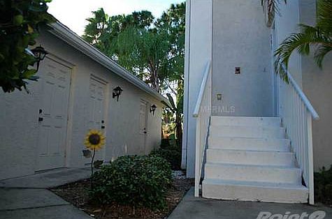 3rd image of 900 Addington Ct Unit 201