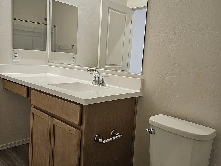 1447 W Pima Ave — Photo 20