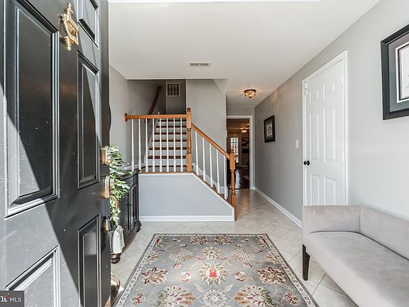 2nd image of 3720 Matura Ln
