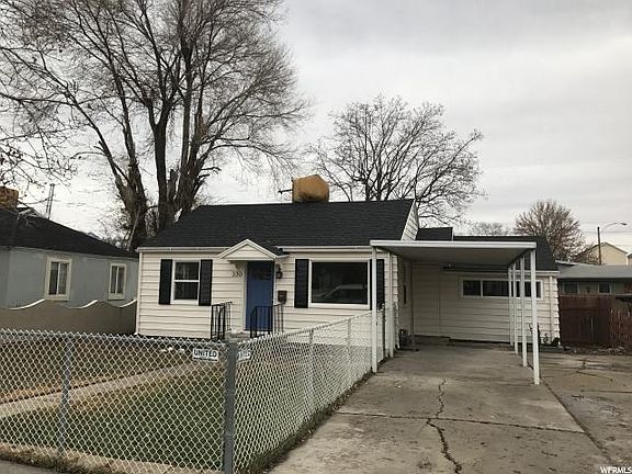 5th image of 330 E Maxwell Ln