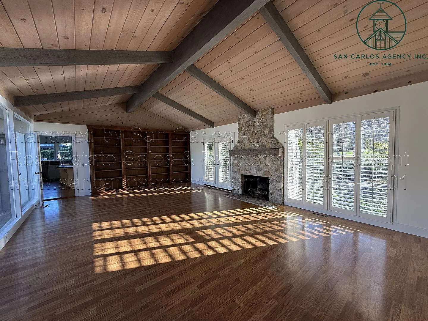 Spacious Single Level Ranch Style Home in Quail Lodge — Photo 4