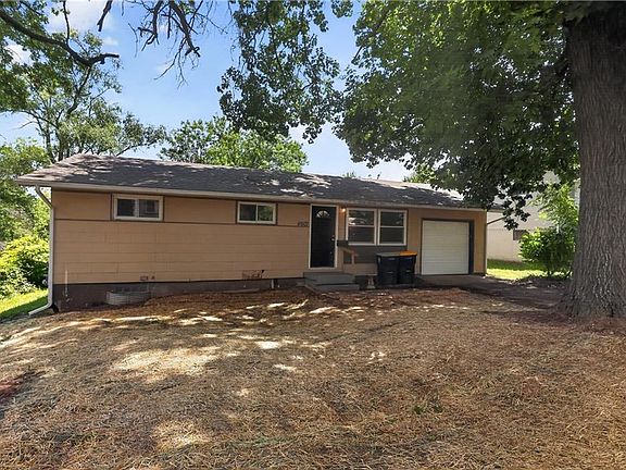 2nd image of 4607 Mersington Ave