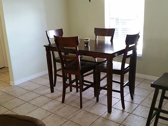 4th image of 2301 Gina Anne Ct