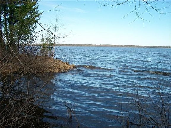 2nd image of N8076 Baileys Blvd