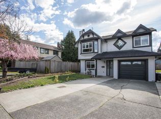 20444 Dale Dr, Maple Ridge, BC V2X8V9