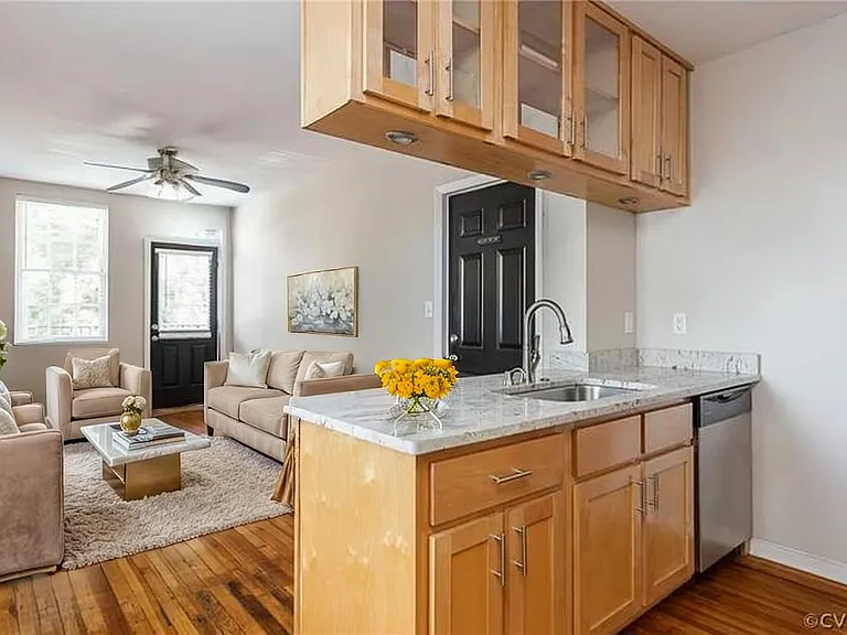 103 S Rowland St #B — Photo 5