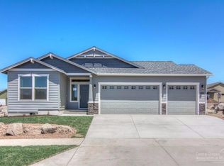 20826 Rorick Dr, Bend, OR 97701