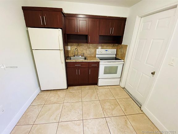 5th image of 2125 NW 91st St #2125