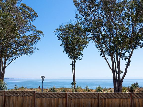 Incredible ocean views from balcony