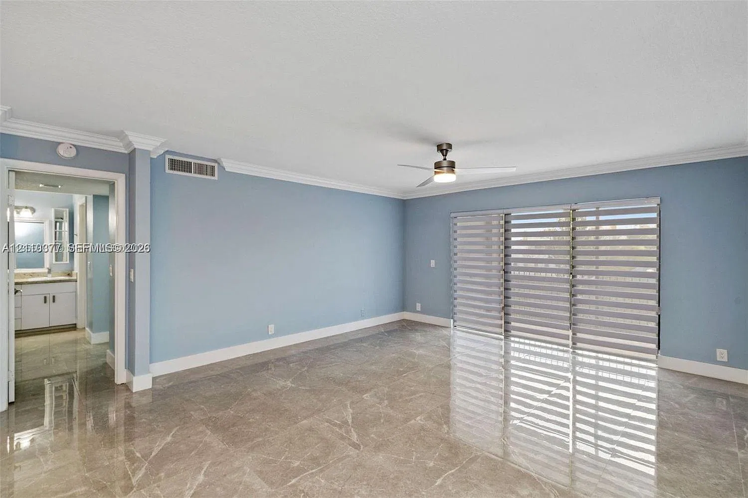 390 Racquet Club Rd — Photo 4