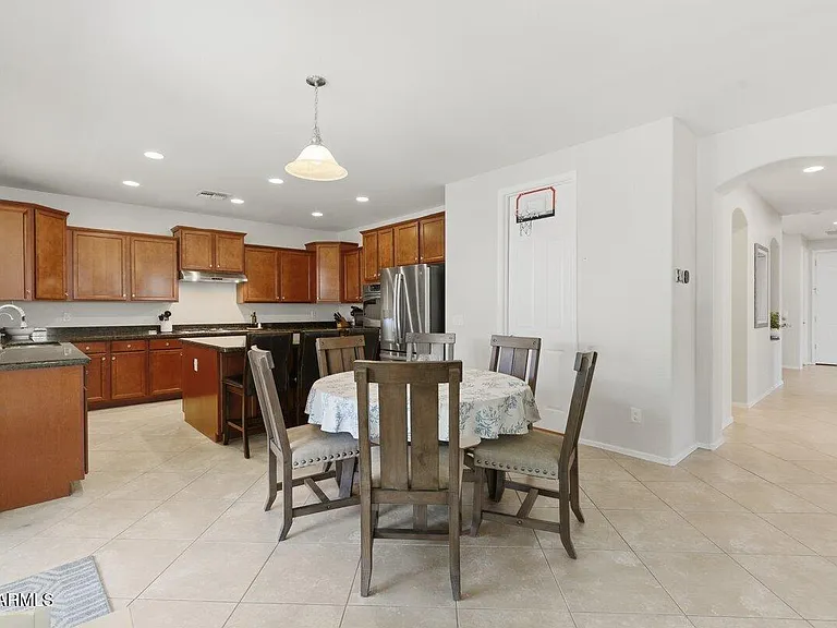 1876 E Azalea Ct — Photo 3