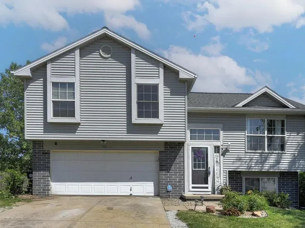 7910 Redick Ave, Omaha, NE 68122