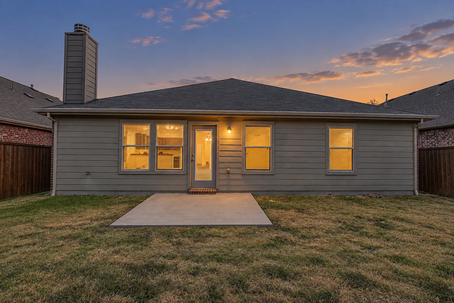 4 bed, 2024 sqft, $2,600 — Photo 3