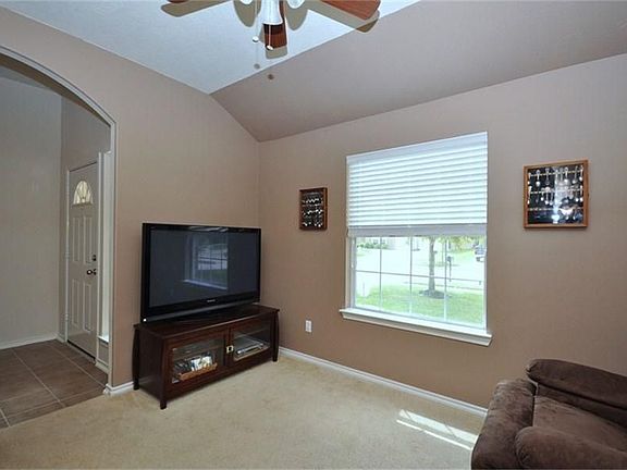 4th image of 20518 Daisy Bloom Ct