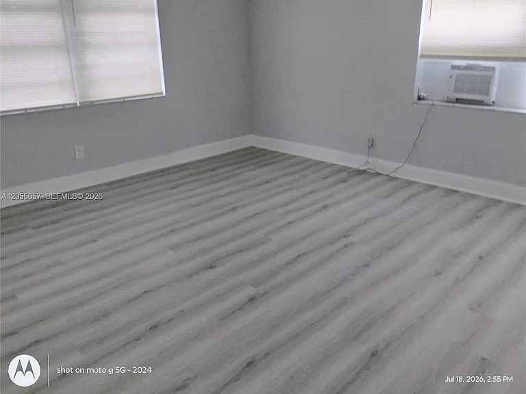 4321 W Hallandale Beach Blvd #1 — Photo 20