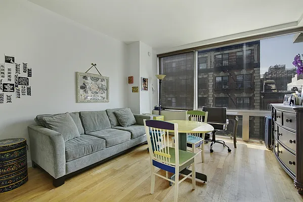 Sold by Corcoran | media 19