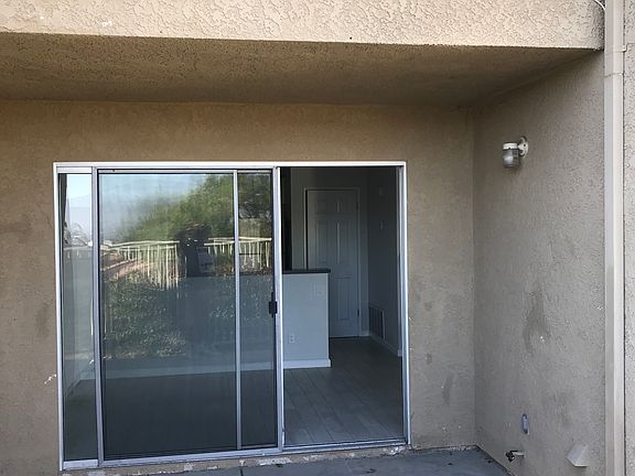5th image of 2682 Lookout Cir