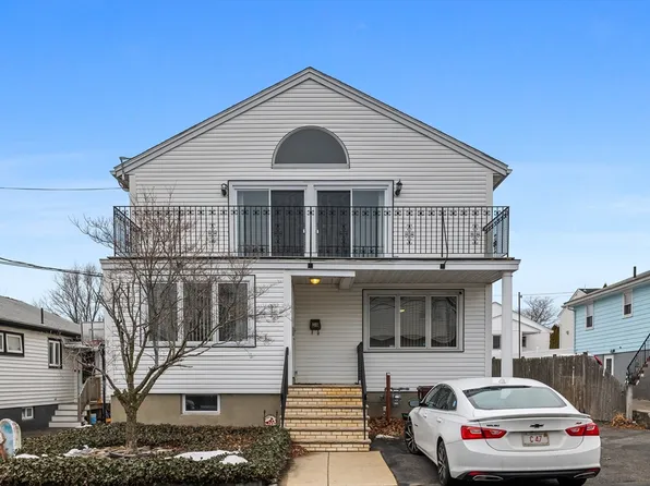 38 Larkin St, Revere, MA 02151