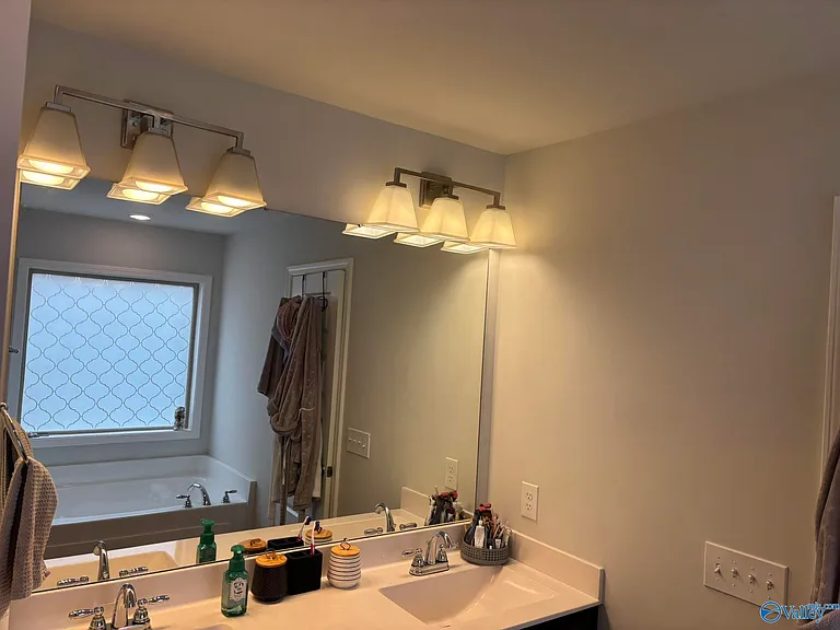 227 Shubert Dr — Photo 16