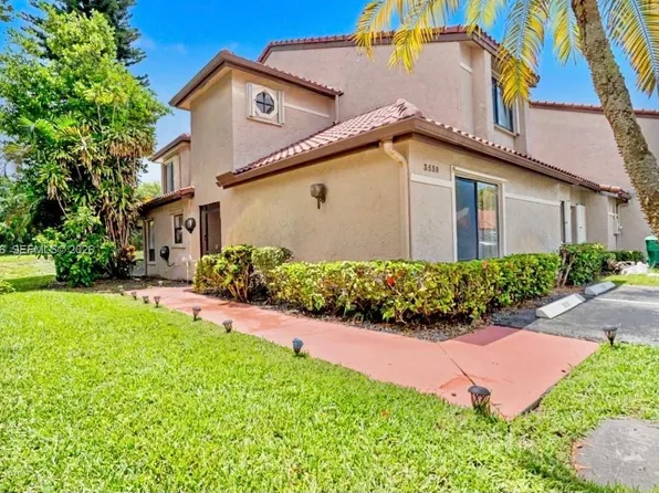 3539 Inverrary Blvd W, Lauderhill, FL 33319