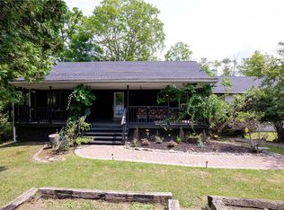 188 Olde Schoolhouse Rd, Cresco, PA 18326