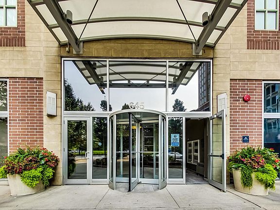 2nd image of 645 N Kingsbury St APT 1204