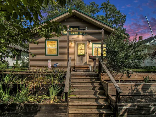 1334 N College St, South Bend, IN 46628
