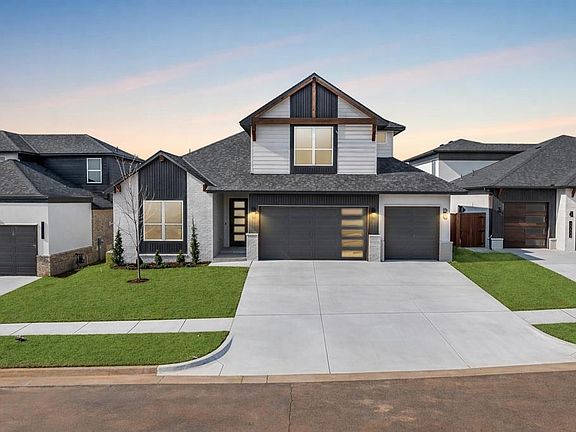 2nd image of 15613 Egerton Pl
