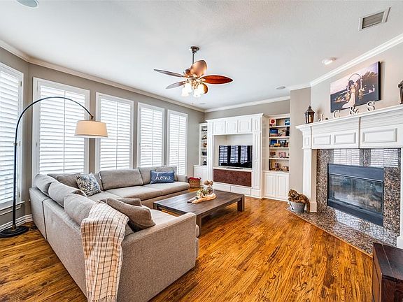 3rd image of 4911 Corinthian Bay Dr