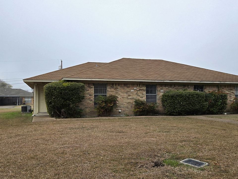 1st image of 208 Kettler Dr