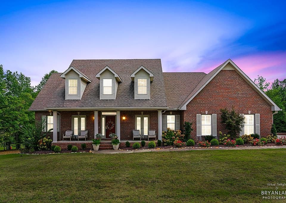 1st image of 412 S Plantation Dr