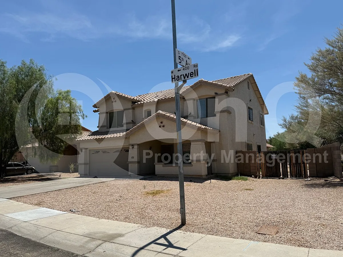4 bed, 3.0 bath, 2634 sqft, $2,600 — Photo 2
