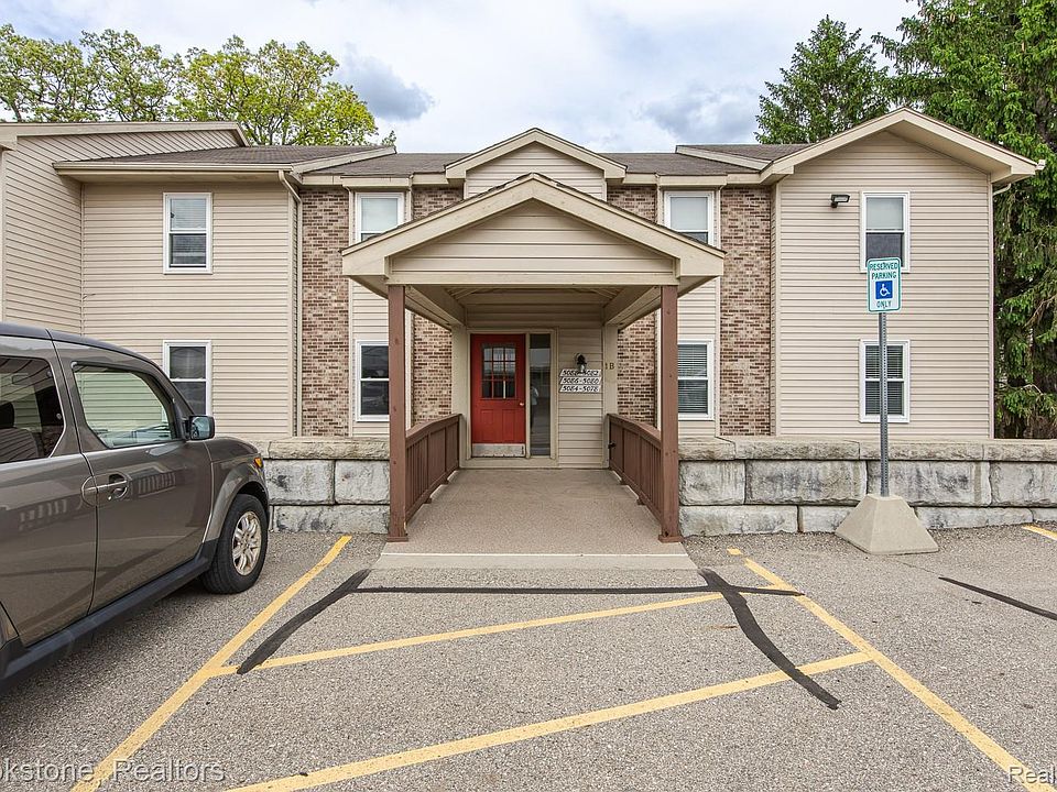 1st image of 5078 Harbor Oak Dr #40