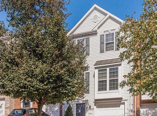 45620 Iron Horse Ter, Sterling, VA 20166