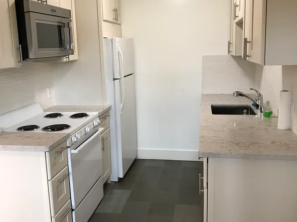 660 Roble Ave, Menlo Park, CA 94025