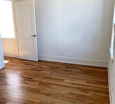 4th image of 2235 N Clybourn Ave #3F